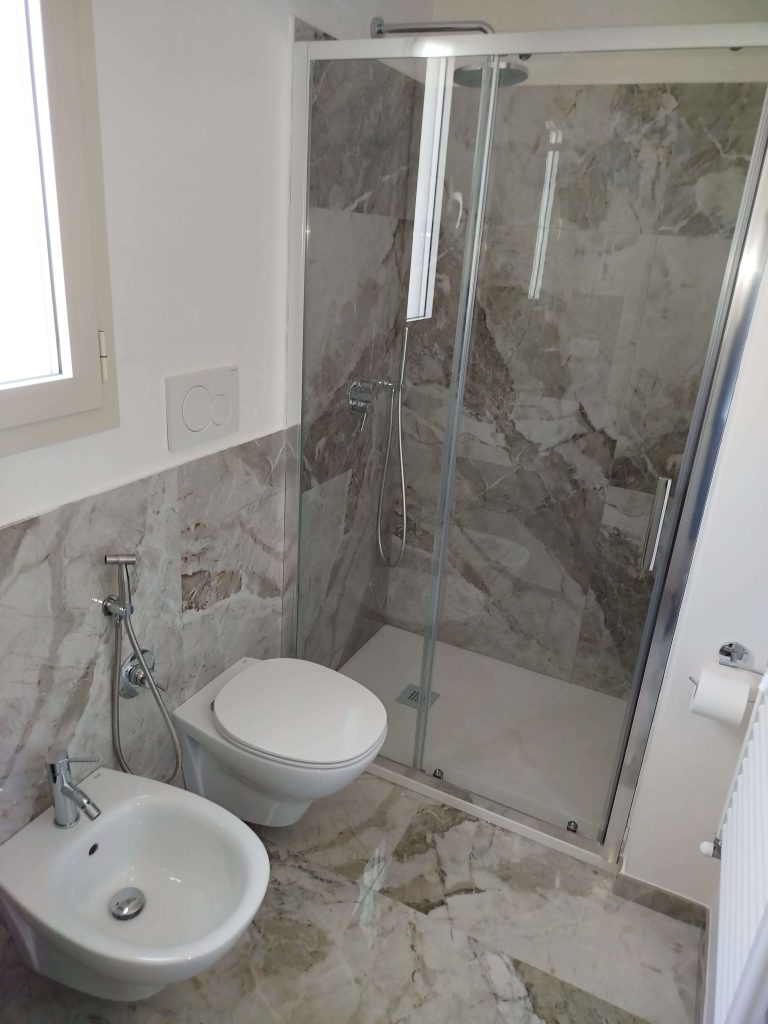 wc-shower-suite-luce-luxury