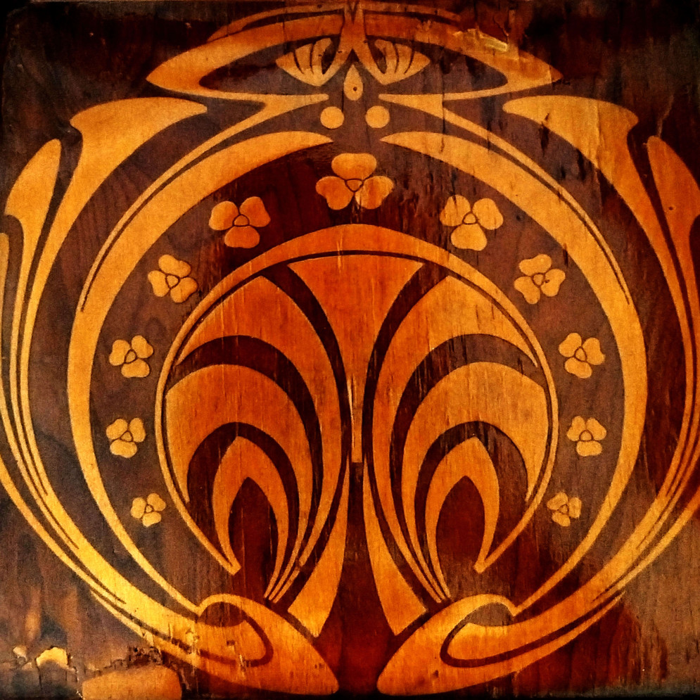 detail-vintage-chair-100-years